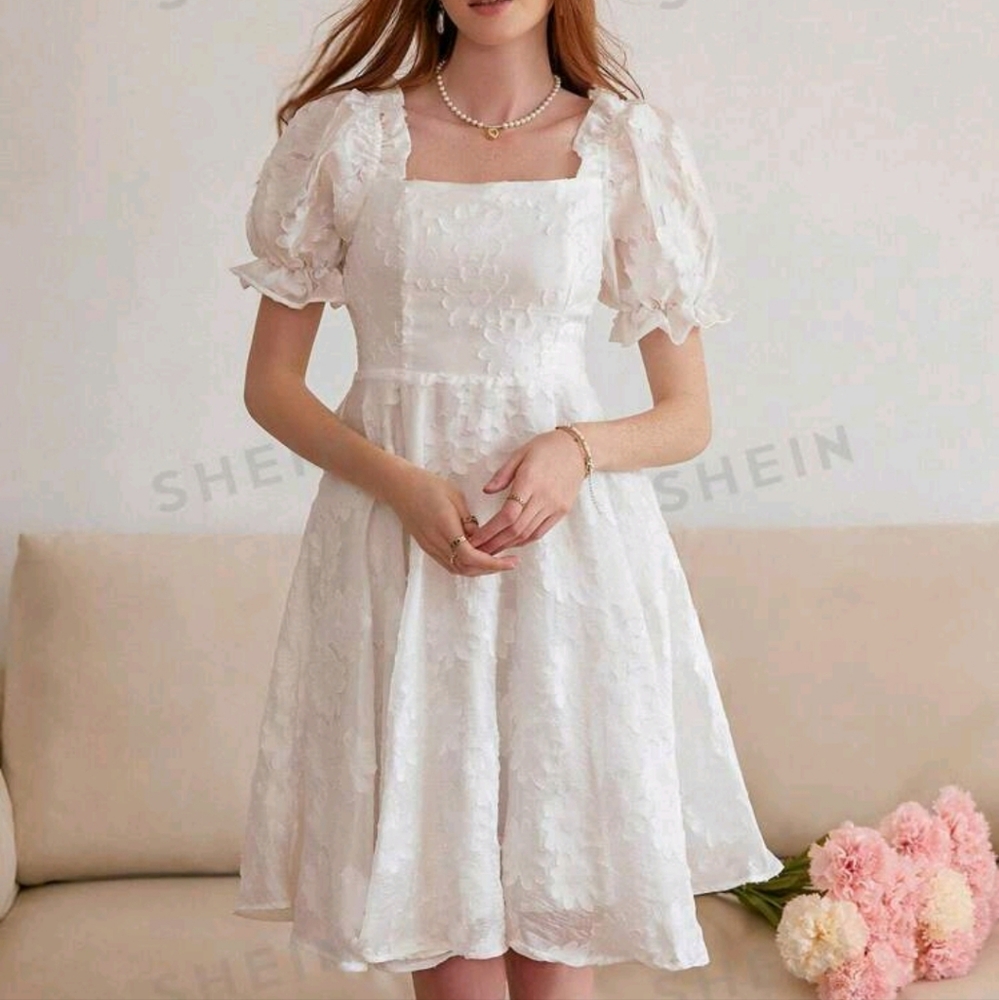White Dainty Floral Flowy Dress